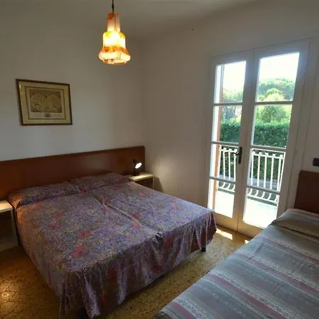 Lovely Flat With Balcony And Private Parking Space 50mt From The Sea In Lignano Apartment *