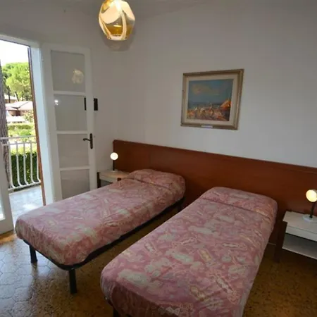 Lovely Flat With Balcony And Private Parking Space 50mt From The Sea In Lignano * リニャーノ・サッビアドーロ